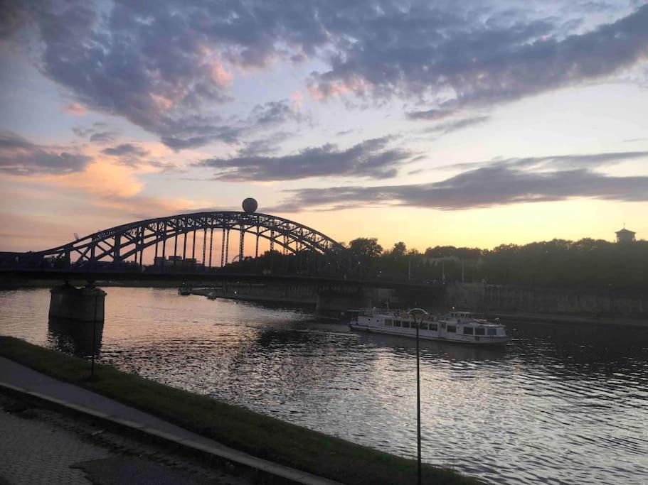 Zachod Slonca Nad Wisla Cracóvia Exterior foto